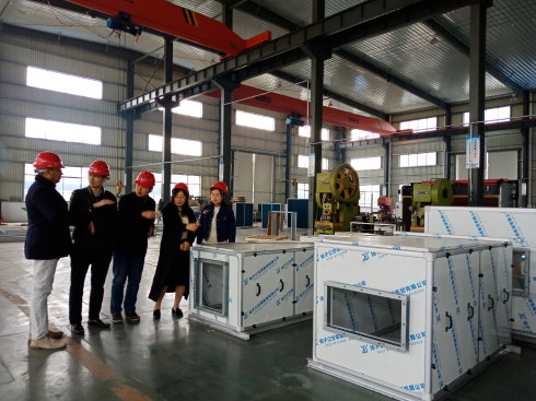 揚(yáng)子江空調(diào)美國(guó)客戶來(lái)訪考察